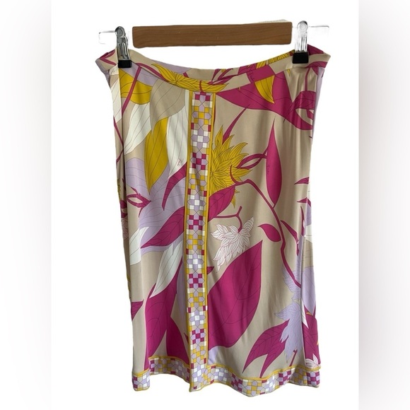 Emilio Pucci Dresses & Skirts - Emilio Pucci Pink and Yellow Print Skirt, size 8